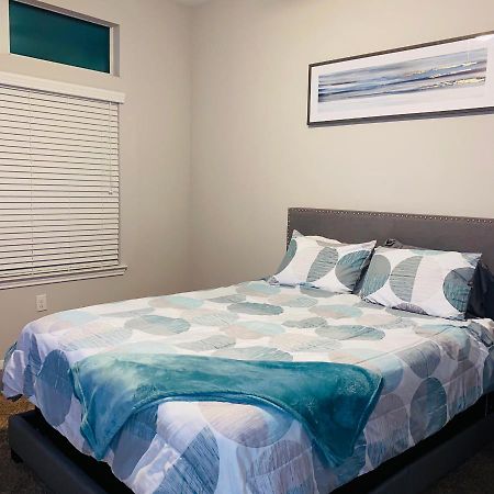 Walk To Nrg-City View Balcony- Free Parking-2Bdrm Near Nrg-Med Center-Galleria-Downtown Хюстън Екстериор снимка