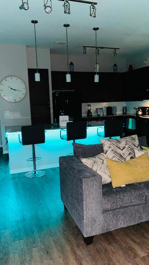 Walk To Nrg-City View Balcony- Free Parking-2Bdrm Near Nrg-Med Center-Galleria-Downtown Хюстън Екстериор снимка