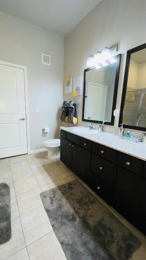 Walk To Nrg-City View Balcony- Free Parking-2Bdrm Near Nrg-Med Center-Galleria-Downtown Хюстън Екстериор снимка